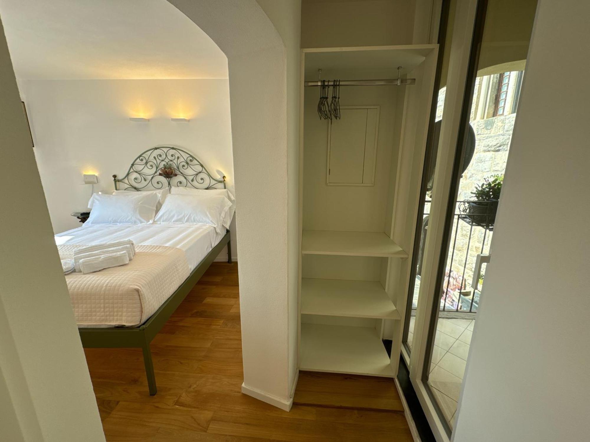 דירות פורטו ונרה La Casa Rotonda מראה חיצוני תמונה