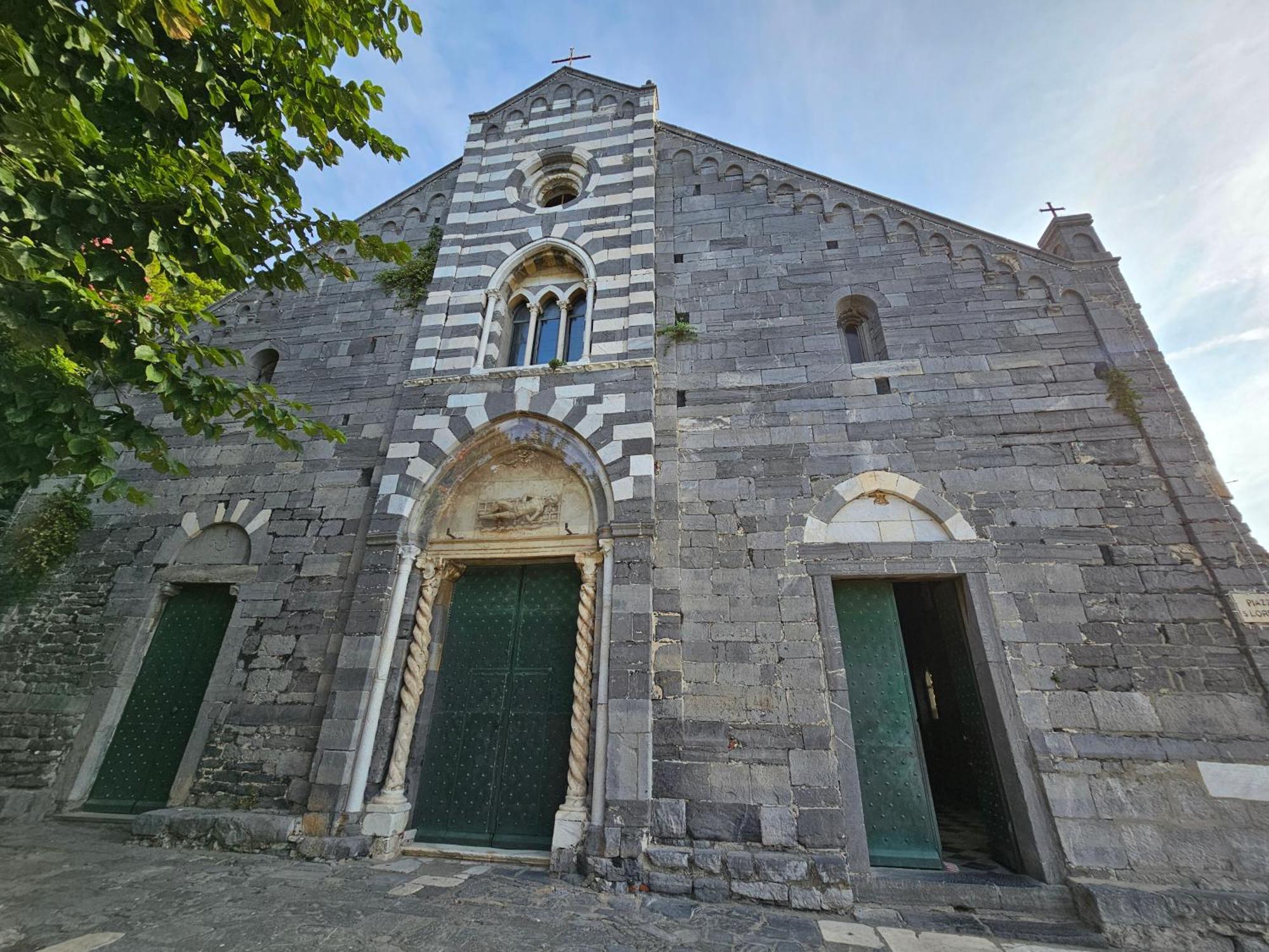 דירות פורטו ונרה La Casa Rotonda מראה חיצוני תמונה